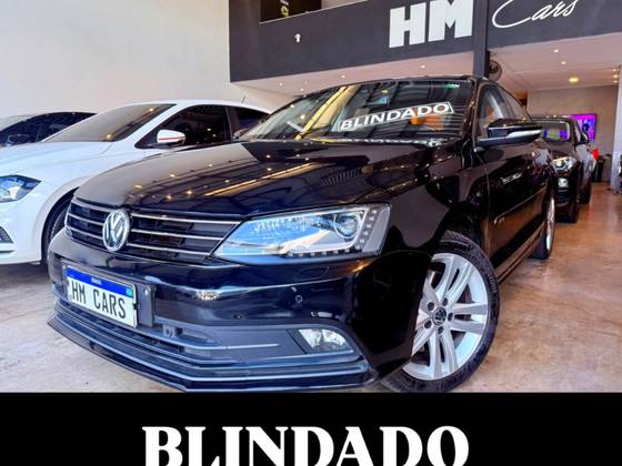 VOLKSWAGEN JETTA 2.0 TSI HIGHLINE 211CV GASOLINA 4P TIPTRONIC